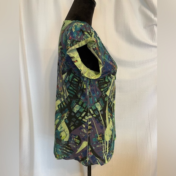 Apt. 9 v-neck embroidered tie dye short sleeve blouse size medium - Picture 5 of 7